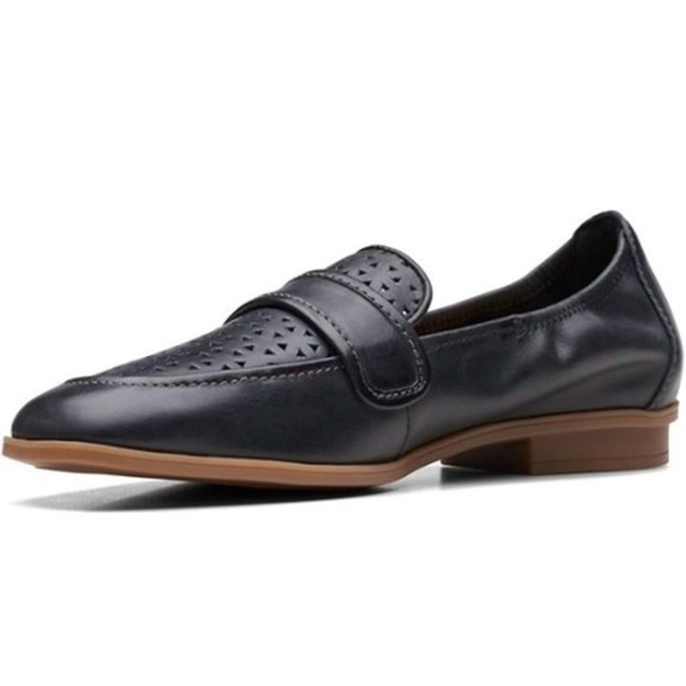 Clarks Womens Lyrical Way Loafers SZ 6 Wide Black Leather Perf Glove Flats Shoes